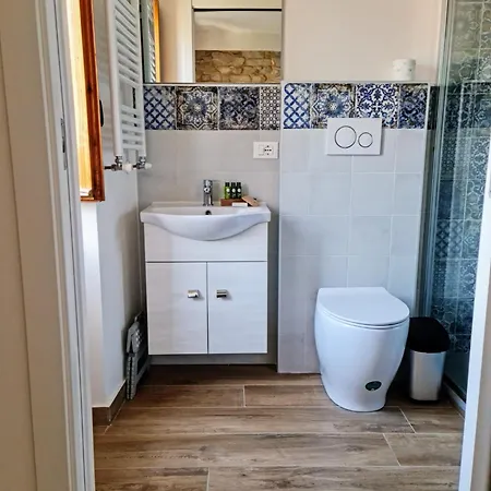 Authentic Village Townhouse With Independant * Chieti