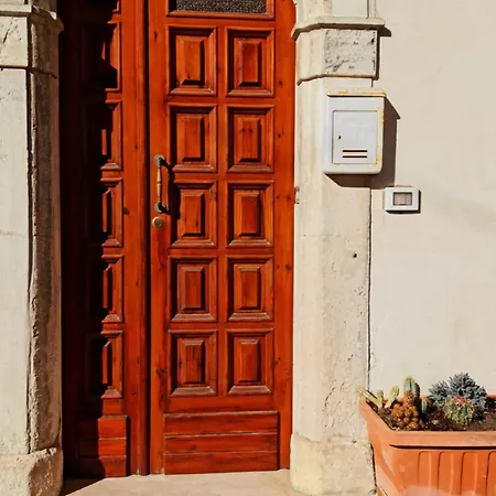 Сasa de vacaciones Authentic Village Townhouse With Independant