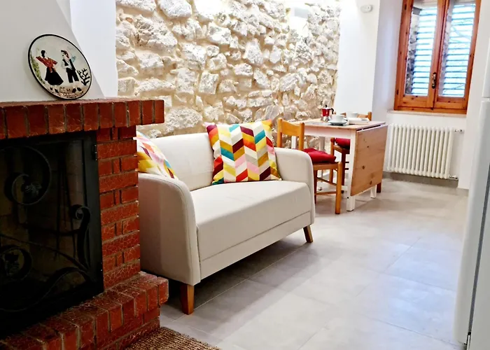 Σπίτι διακοπών Authentic Village Townhouse With Independant