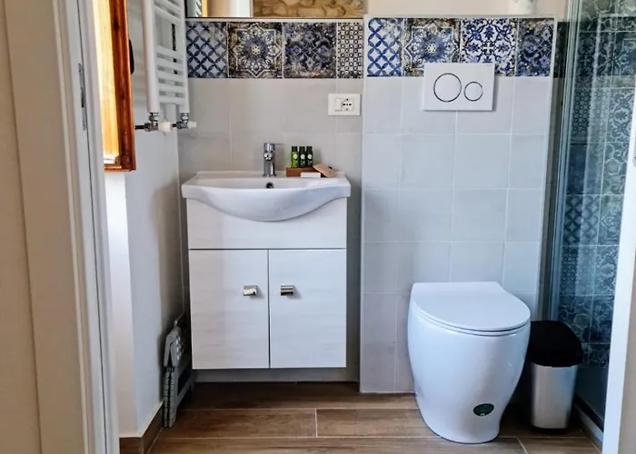 Authentic Village Townhouse With Independant * Κιέτι